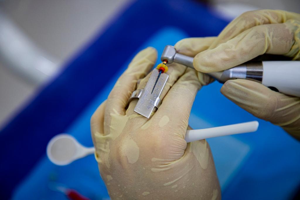 درمان ریشه تخصصی